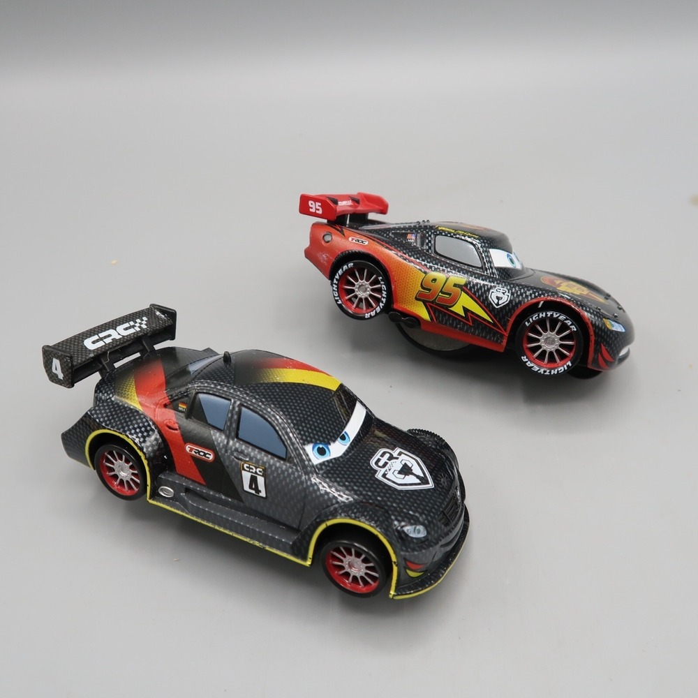 CARBON LIGHTNING MCQUEEN MAX SCHNELL CARS DISNEY‎ PIXAR TROC CRC PISTON